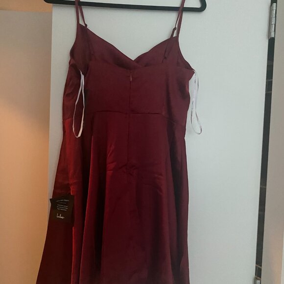 Fanciful Flirt Burgundy Satin Cowl Neck Skater Mini Dress Size Medium (M) - Picture 7 of 7